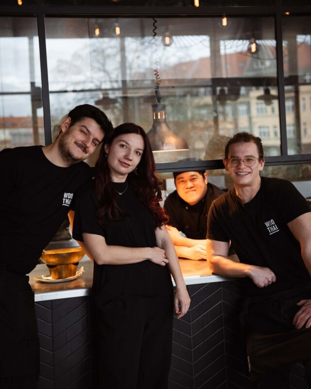 Bądź bliżej kuchni - towarzystwo na #wookend gwarantowane! 😉

#woothai #jemwewro #jemwewroclawiu #wroclawskiejedzenie #wroclawfoodie #igerswroclaw #wroclawskiejedzenie #wroclawskierestauracje #wroclaw #tajskiewroclaw