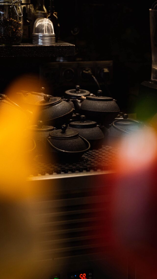 Dla tych, którzy pożegnali się już z latem, ale nie z ciepłem - domowe grzańce! ♨️Który wybieracie? Hottie Berry, Pear-fect Heat czy Flamin’ Heat?